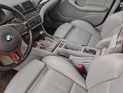 Blå Begagnad 2005 BMW 320 Kombi | 48 500 kr (Marknadspris)