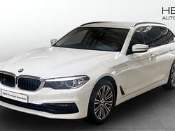 Vit (white) Begagnad 2019 BMW 520 Shadowline Kombi | 299 700 kr (Bra pris)