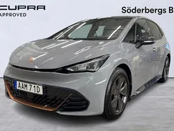 Ljusgrå (vapor grey) Begagnad 2022 Cupra Born Halvkombi | 249 000 kr (Marknadspris)