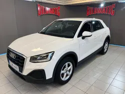 Vit Begagnad 2022 Audi Q2 Proline SUV | 205 000 kr (Marknadspris)