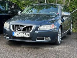 Blå Begagnad 2008 Volvo V70 Momentum Kombi | 55 000 kr (Superpris)