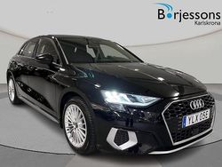 Svart Begagnad 2022 Audi A3 Sportback Advanced Plus Halvkombi | 259 000 kr (Marknadspris)