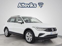 Vit Begagnad 2024 VW Tiguan Life SUV | 304 900 kr (Superpris)