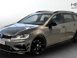 Mörkgrå (grey) Begagnad 2017 VW Golf VII R Kombi | 279 900 kr (Dyr)