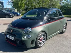 Svart Begagnad 2018 Abarth 595C Cab | 159 900 kr
