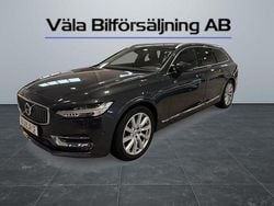 Grå Begagnad 2017 Volvo V90 Inscription Kombi | 199 900 kr (Marknadspris)