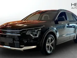 Svart (black) Ny 2024 Kia Niro Advance SUV | 461 400 kr