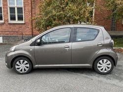 Brun Begagnad 2013 Toyota Aygo Halvkombi | 49 000 kr (Bra pris)