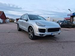 Silver Begagnad 2017 Porsche Cayenne SUV | 319 000 kr
