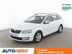 Vit Begagnad 2016 Skoda Octavia Ambition Kombi | 124 000 kr (Marknadspris)