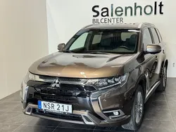 Brun Begagnad 2019 Mitsubishi Outlander P-HEV SUV | 249 900 kr (Marknadspris)
