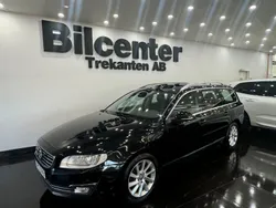 Svart Begagnad 2014 Volvo V70 Summum Kombi | 89 900 kr (Marknadspris)