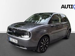 Ljusgrå (meteoroid grey metallic) Begagnad 2020 Honda e Advance Halvkombi | 199 900 kr (Marknadspris)