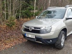 Grå Begagnad 2012 Dacia Duster SUV | 57 000 kr (Marknadspris)