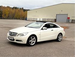 Vit Begagnad 2011 Mercedes E250 Sportkupé | 115 000 kr (Marknadspris)