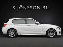 Vit Begagnad 2017 BMW 118 M Sport Halvkombi | 179 000 kr (Marknadspris)
