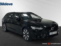 Svart Begagnad 2024 Volvo V90 Plus Kombi | 499 900 kr (Marknadspris)