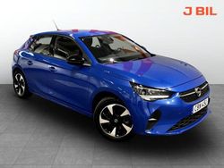 Blå Begagnad 2022 Opel Corsa-e Halvkombi | 174 900 kr (Marknadspris)