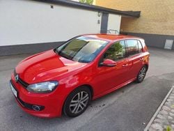 Röd Begagnad 2012 VW Golf VII Halvkombi | 65 000 kr (Superpris)