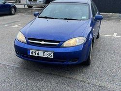 Blå Begagnad 2005 Chevrolet Lacetti Halvkombi | 10 000 kr