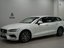 Vit Begagnad 2021 Volvo V60 Inscription Kombi | 269 900 kr (Bra pris)