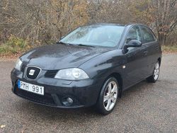Svart Begagnad 2006 Seat Ibiza Halvkombi | 22 900 kr