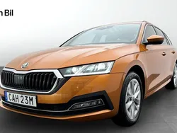 Orange Begagnad 2023 Skoda Octavia Style Kombi | 302 900 kr (Marknadspris)
