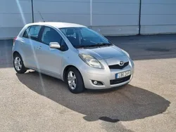 Silver Begagnad 2010 Toyota Yaris Halvkombi | 50 000 kr (Marknadspris)