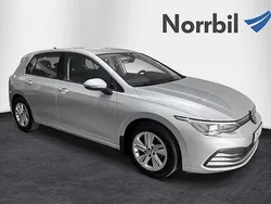 Begagnad 2024 VW Golf VIII Life | 289 000 kr (Lite dyr)