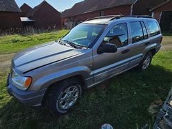 Grå Begagnad 2000 Jeep Grand Cherokee SUV | 10 000 kr