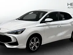 Vit (white) Ny 2024 MG MG3 Luxury Halvkombi | 269 990 kr (Marknadspris)