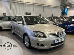 Silver Begagnad 2006 Toyota Avensis Kombi | 34 900 kr (Marknadspris)
