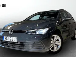 Grå Begagnad 2023 VW Golf VIII Life Kombi | 264 900 kr (Bra pris)