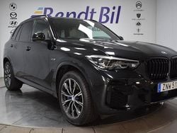 Black sapphire metallic Begagnad 2022 BMW X5 M Sport SUV | 659 500 kr (Marknadspris)