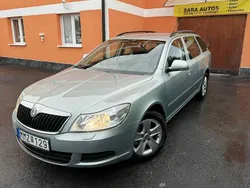 Ljusgrön (grön) Begagnad 2011 Skoda Octavia Elegance Kombi | 39 900 kr (Bra pris)