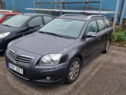 Grå Begagnad 2008 Toyota Avensis Kombi | 17 900 kr (Superpris)
