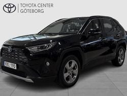 Svart Begagnad 2019 Toyota RAV4 Hybrid Executive SUV | 339 900 kr (Marknadspris)