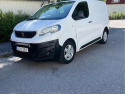 Vit Begagnad 2017 Peugeot Expert Van | 85 000 kr (Marknadspris)