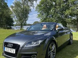Grå Begagnad 2014 Audi TT Roadster Exclusive Cab | 189 000 kr