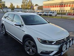 Vit Begagnad 2017 VW Passat Kombi | 147 500 kr (Marknadspris)