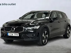 Svart Begagnad 2019 Volvo V60 CC SE Kombi | 259 900 kr (Lite dyr)