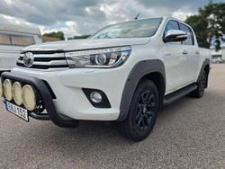 Vit Begagnad 2017 Toyota HiLux Pickup | 299 900 kr (Marknadspris)