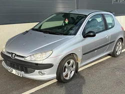 Silver Begagnad 2000 Peugeot 206 GTi Halvkombi | 12 000 kr (Marknadspris)