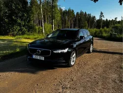 Svart Begagnad 2017 Volvo V90 Business Edition Kombi | 200 000 kr (Dyr)