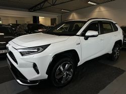 Vit Begagnad 2020 Toyota RAV4 Hybrid Active SUV | 319 800 kr (Marknadspris)