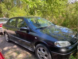 Svart Begagnad 2000 Opel Astra Sedan | 7 500 kr (Bra pris)