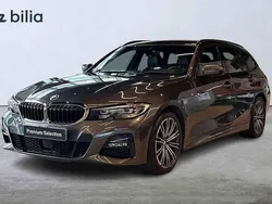 Grå Begagnad 2020 BMW 320 Kombi | 269 900 kr