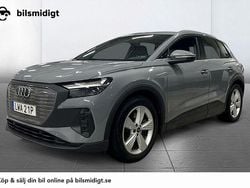 Grå Begagnad 2023 Audi Q4 e-tron Proline SUV | 389 800 kr (Bra pris)