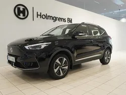 Svart Begagnad 2022 MG ZS Comfort Sedan | 219 900 kr (Superpris)