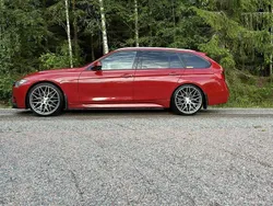 Röd Begagnad 2013 BMW 330 M Sport Kombi | 220 000 kr (Marknadspris)